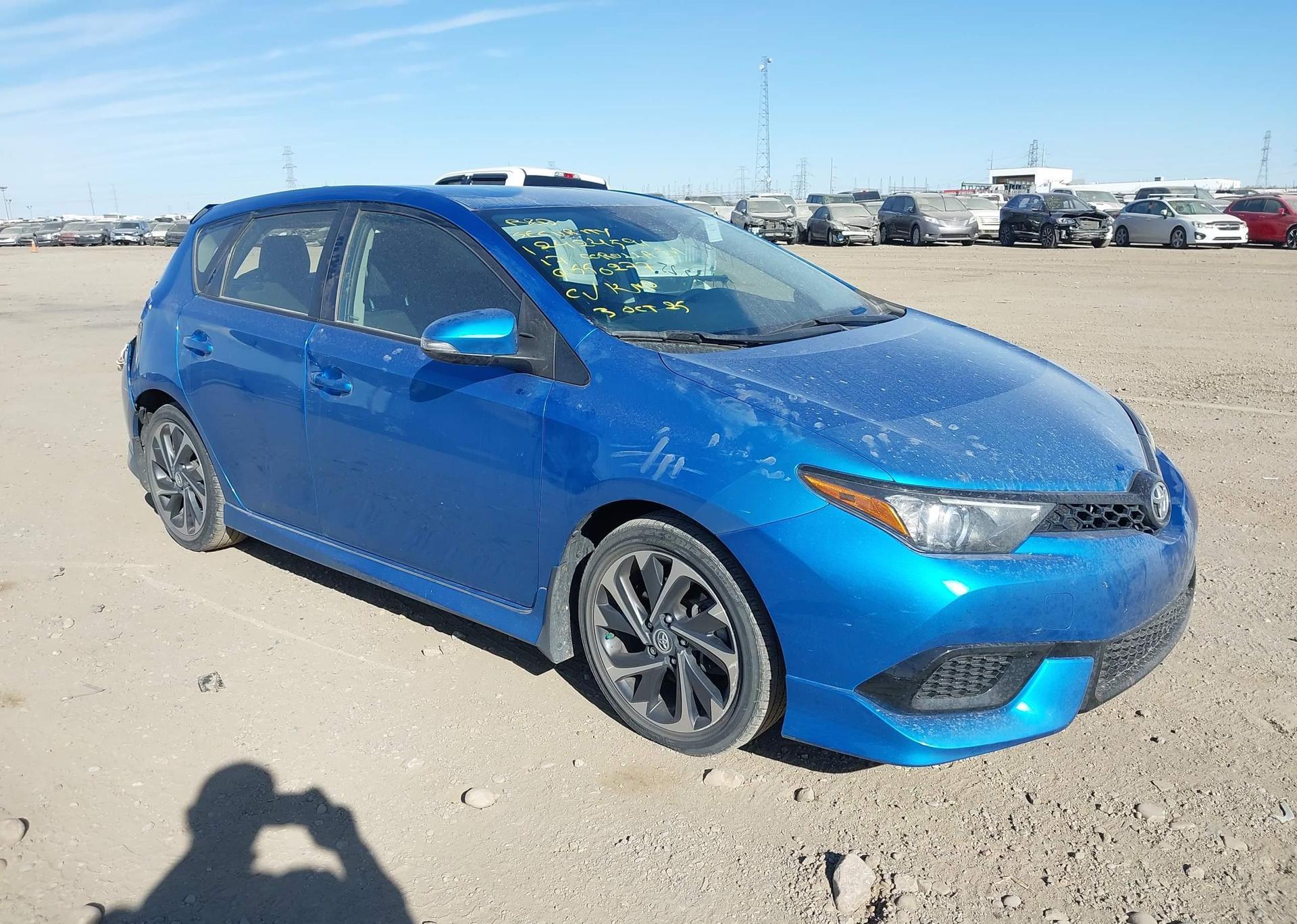 2017 TOYOTA COROLLA iM