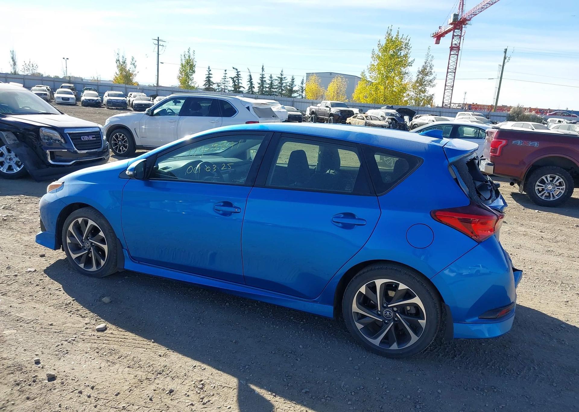 2017 TOYOTA COROLLA iM