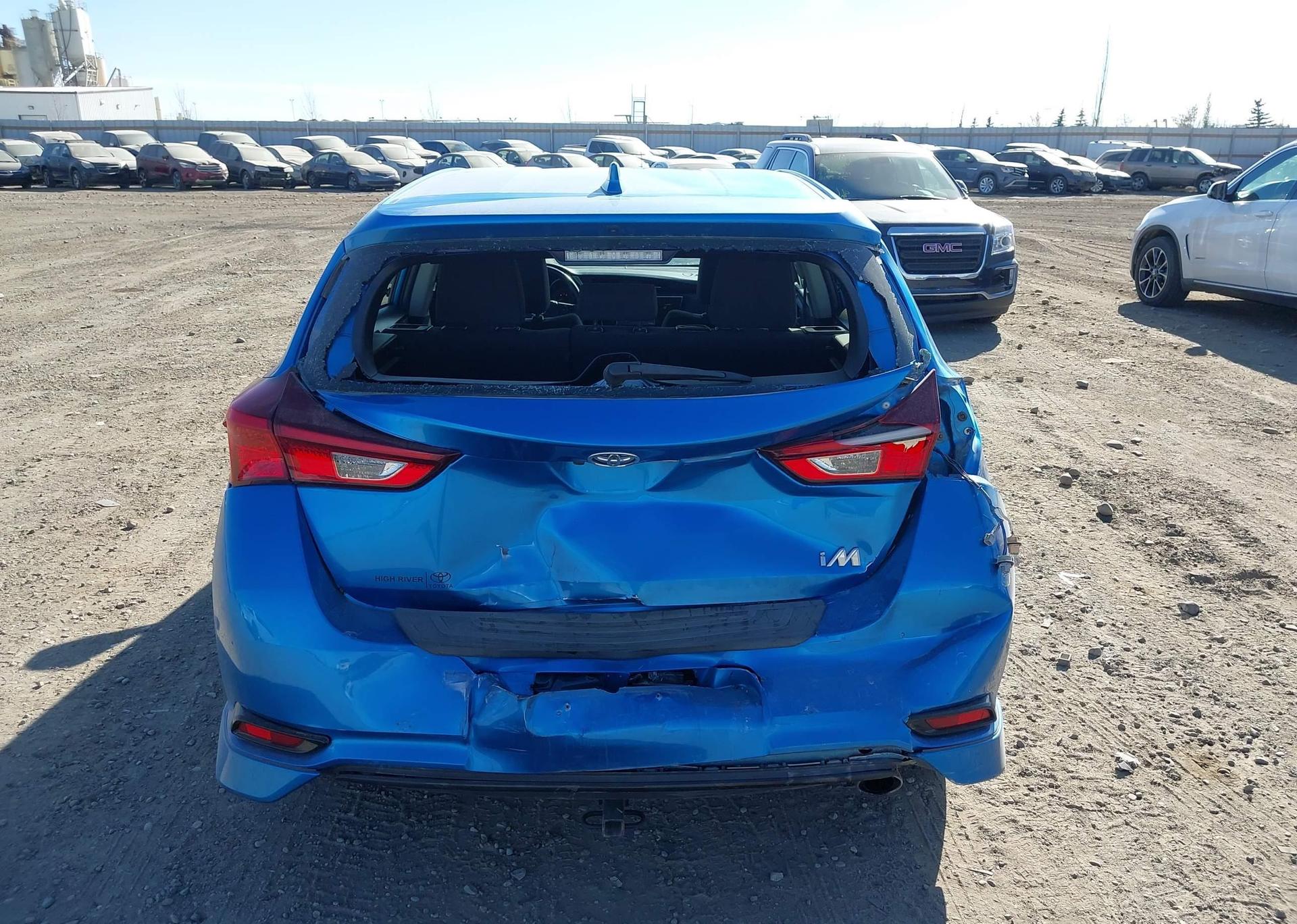 2017 TOYOTA COROLLA iM
