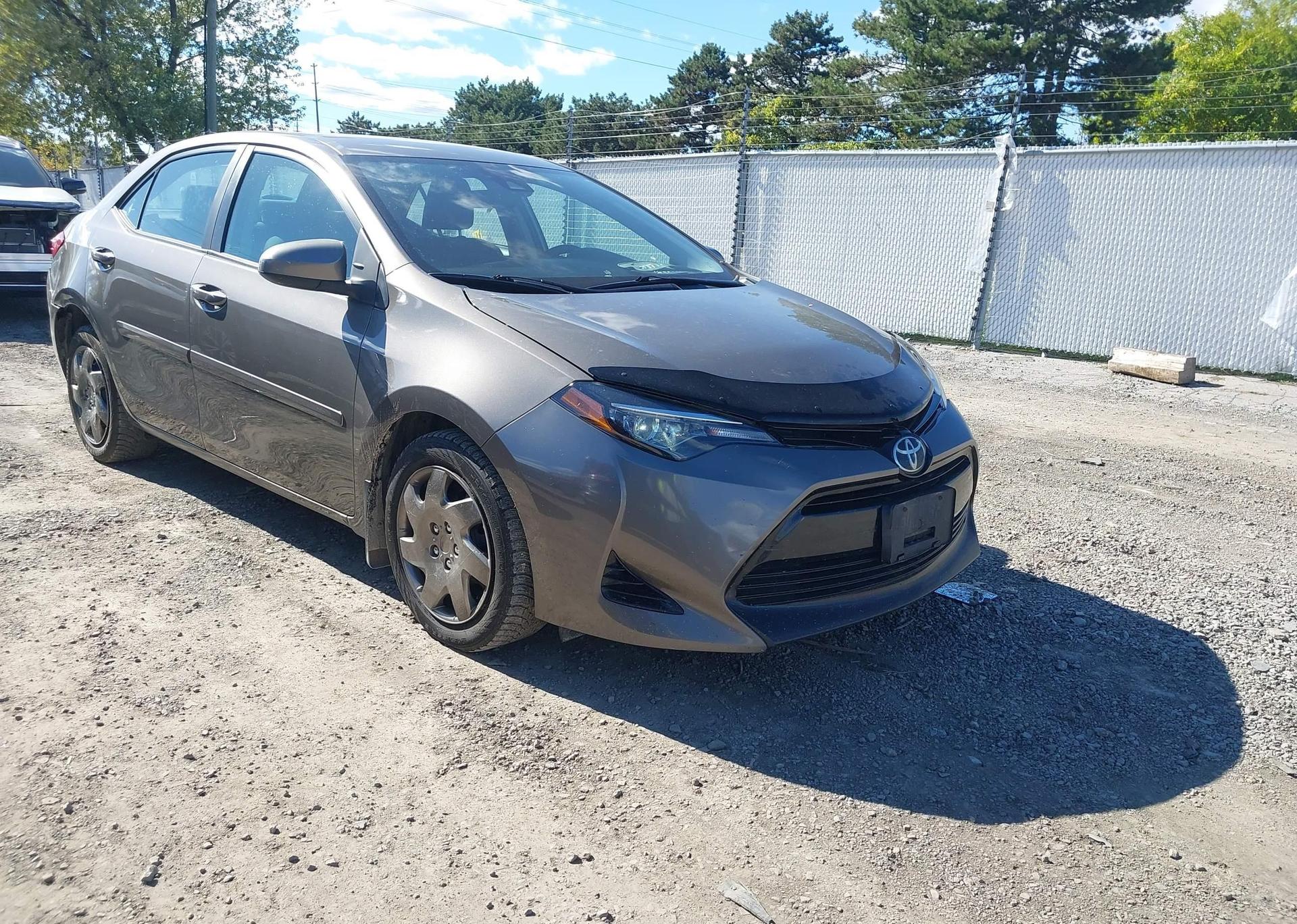 2018 TOYOTA COROLLA LE