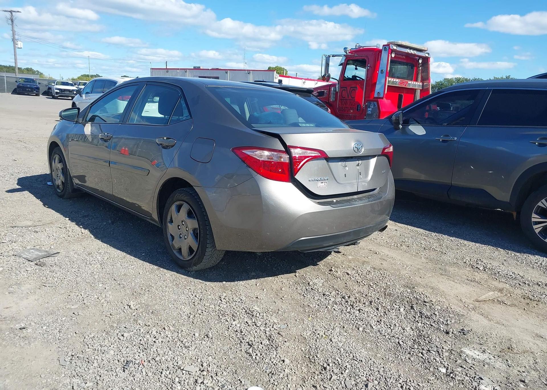 2018 TOYOTA COROLLA LE