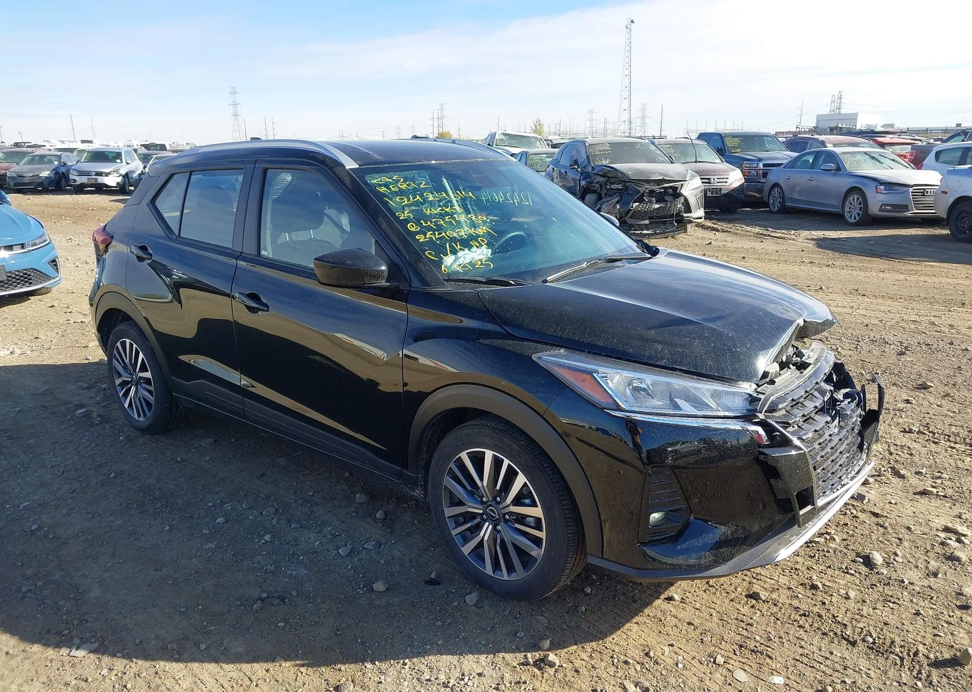 2025 NISSAN KICKS PLAY SV