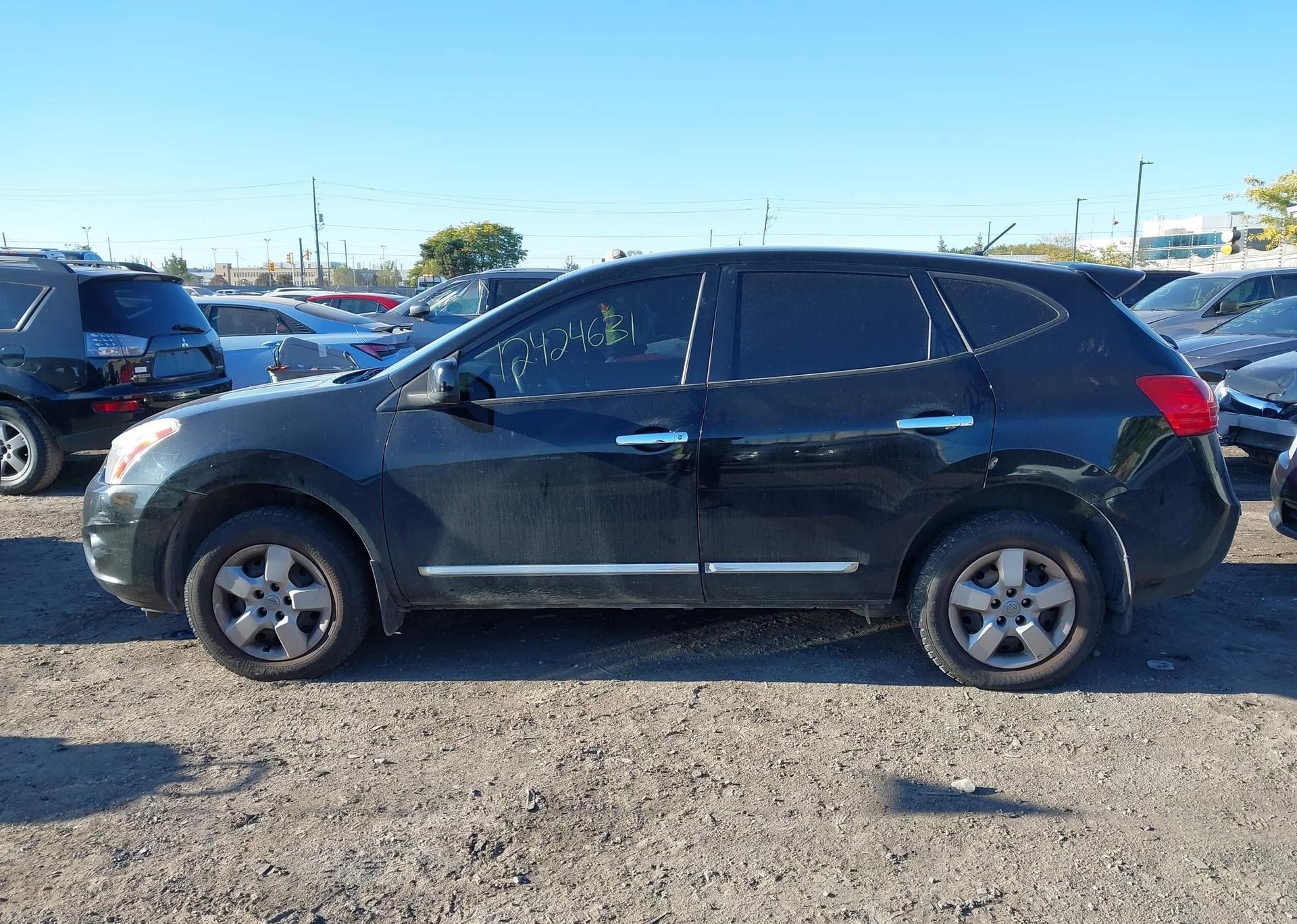 2011 NISSAN ROGUE S