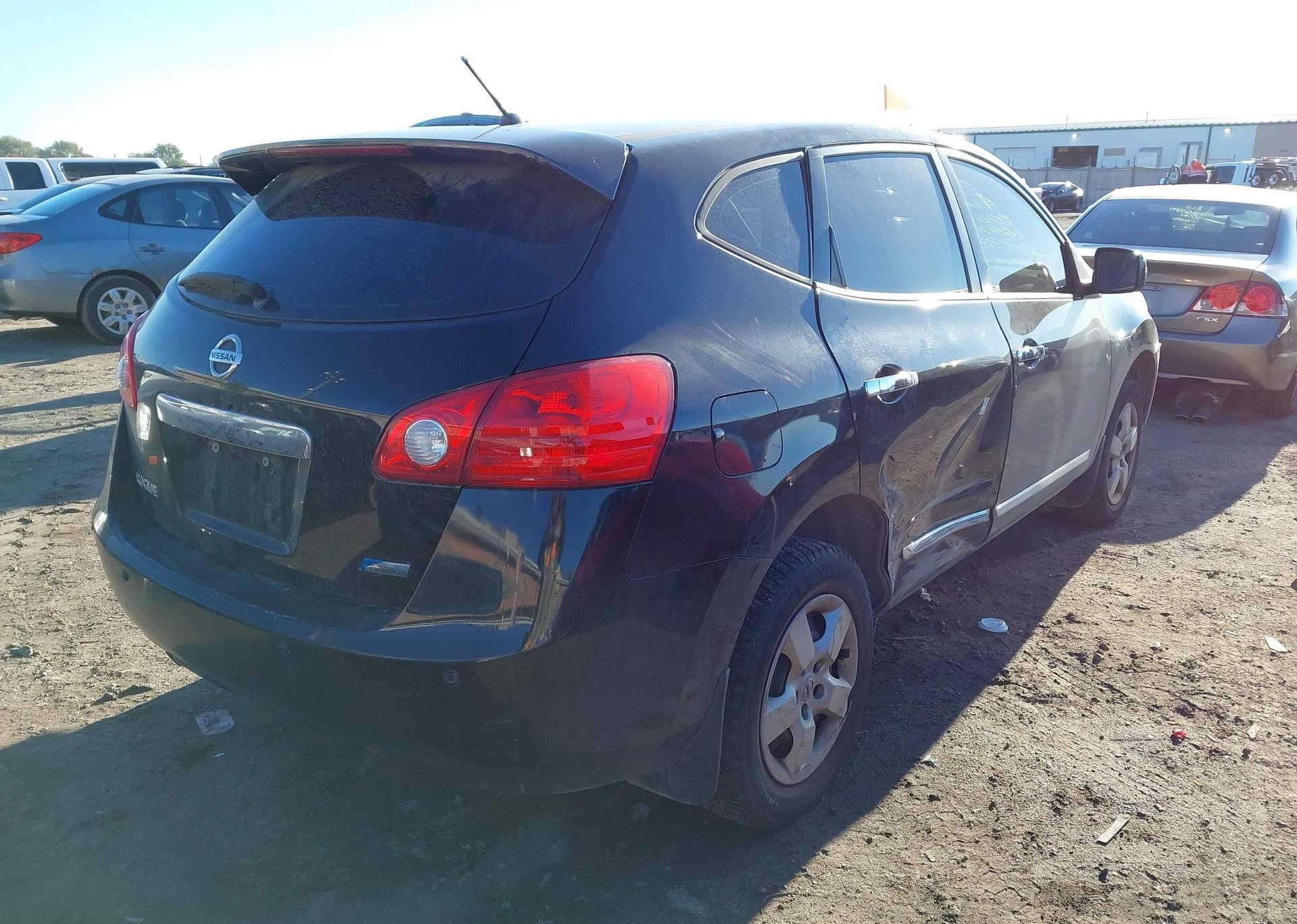 2011 NISSAN ROGUE S