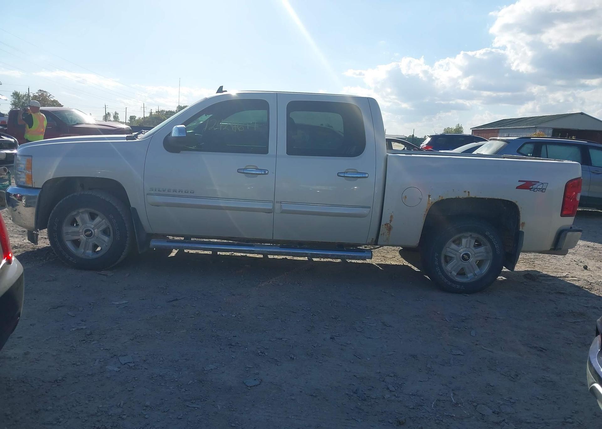 2013 CHEVROLET SILVERADO 1500 LT