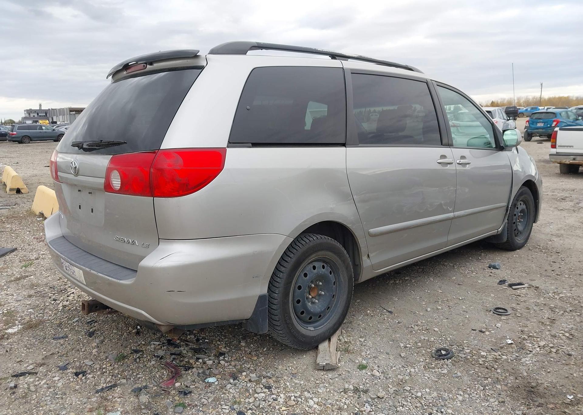 2008 TOYOTA SIENNA CE