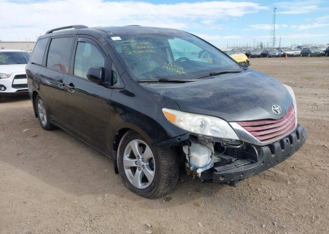 2015 TOYOTA SIENNA LE V6