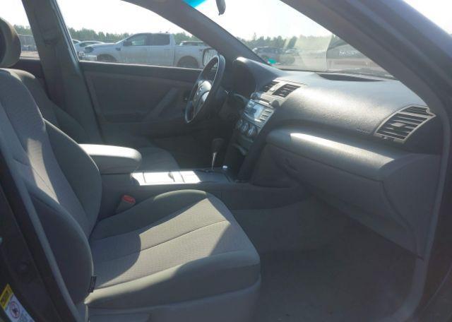 2010 TOYOTA CAMRY LE