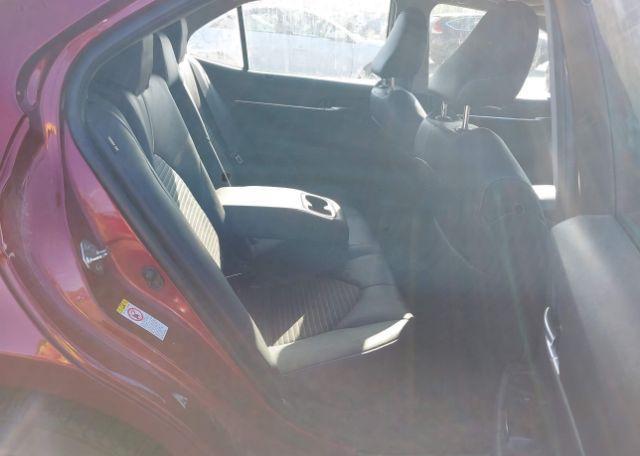 2018 TOYOTA CAMRY SE