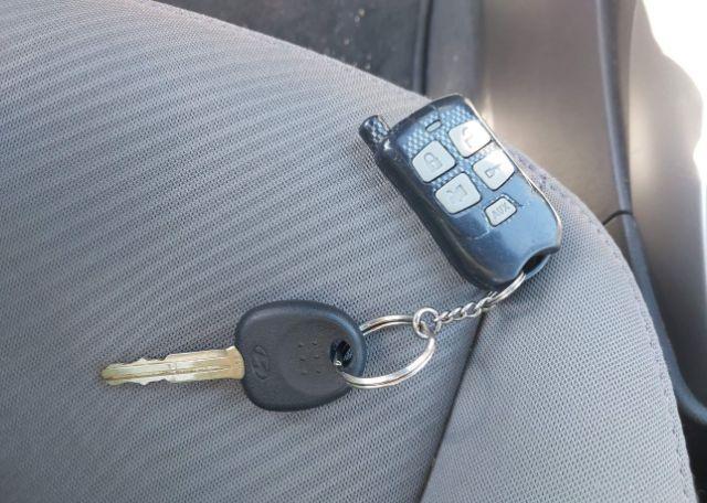 2011 HYUNDAI ELANTRA GL