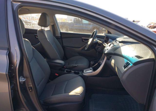 2011 HYUNDAI ELANTRA GL