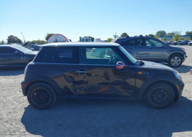 2010 MINI COOPER CLASSIC