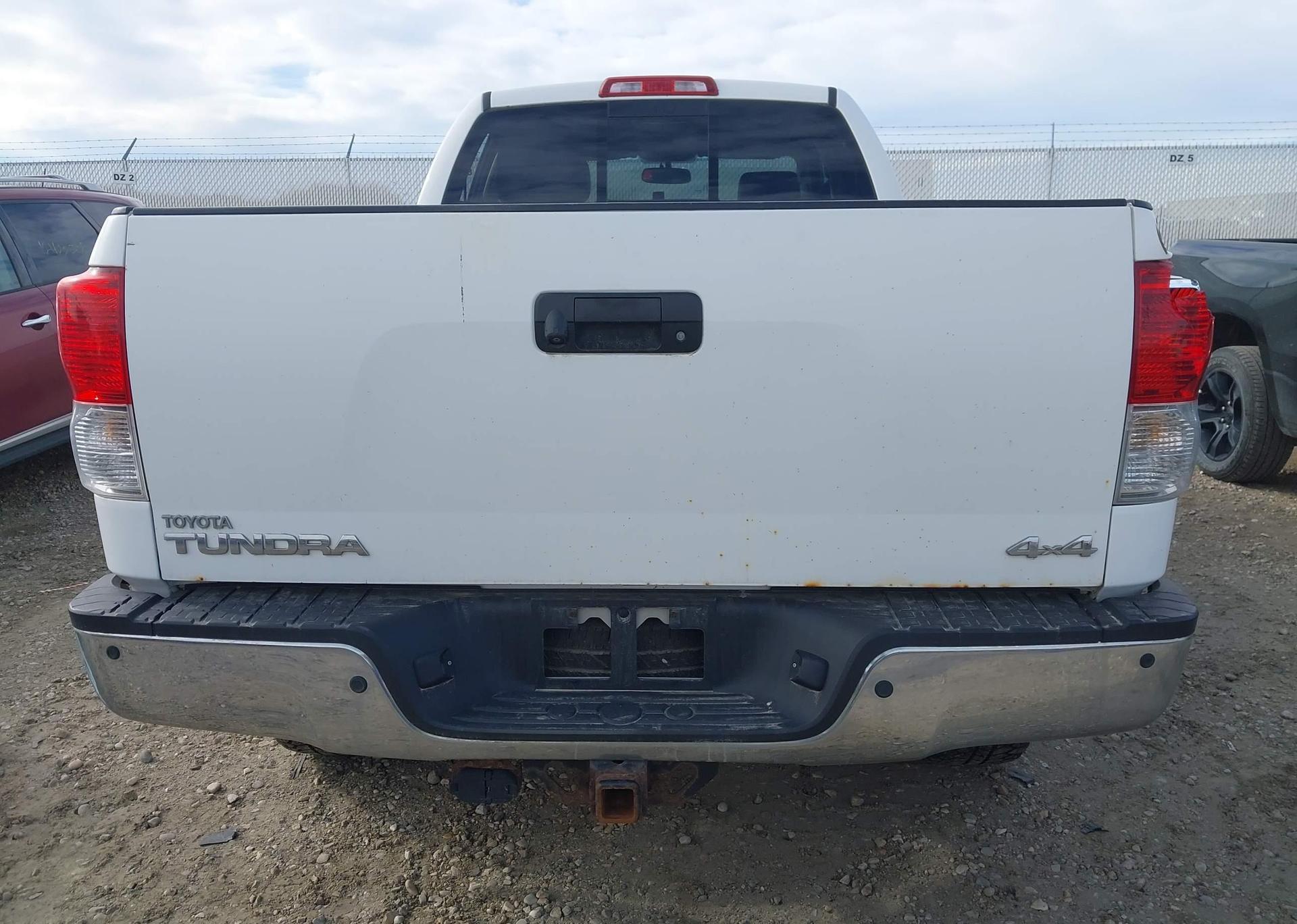2011 TOYOTA TUNDRA LIMITED 5.7L V8