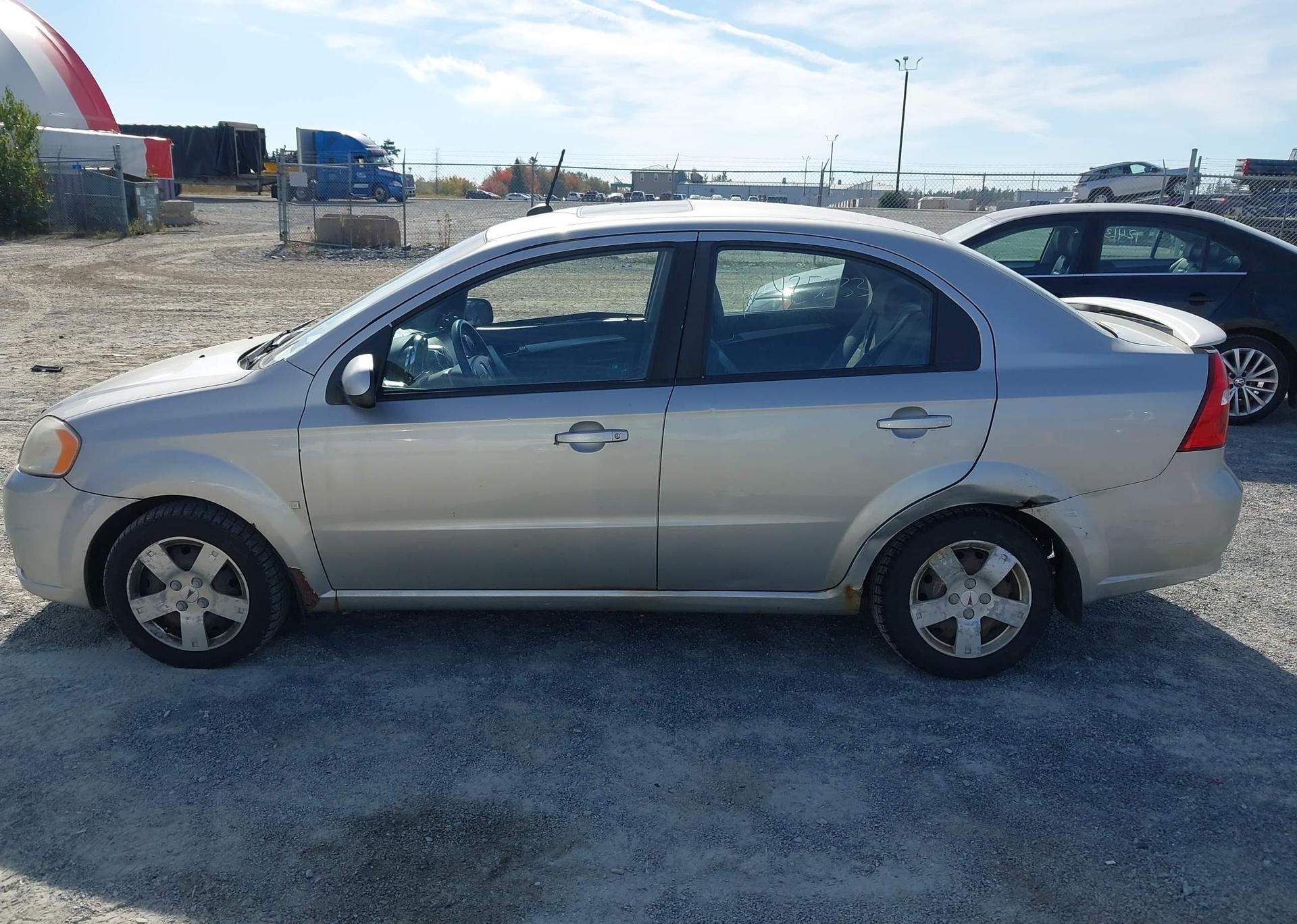 2009 PONTIAC WAVE SE