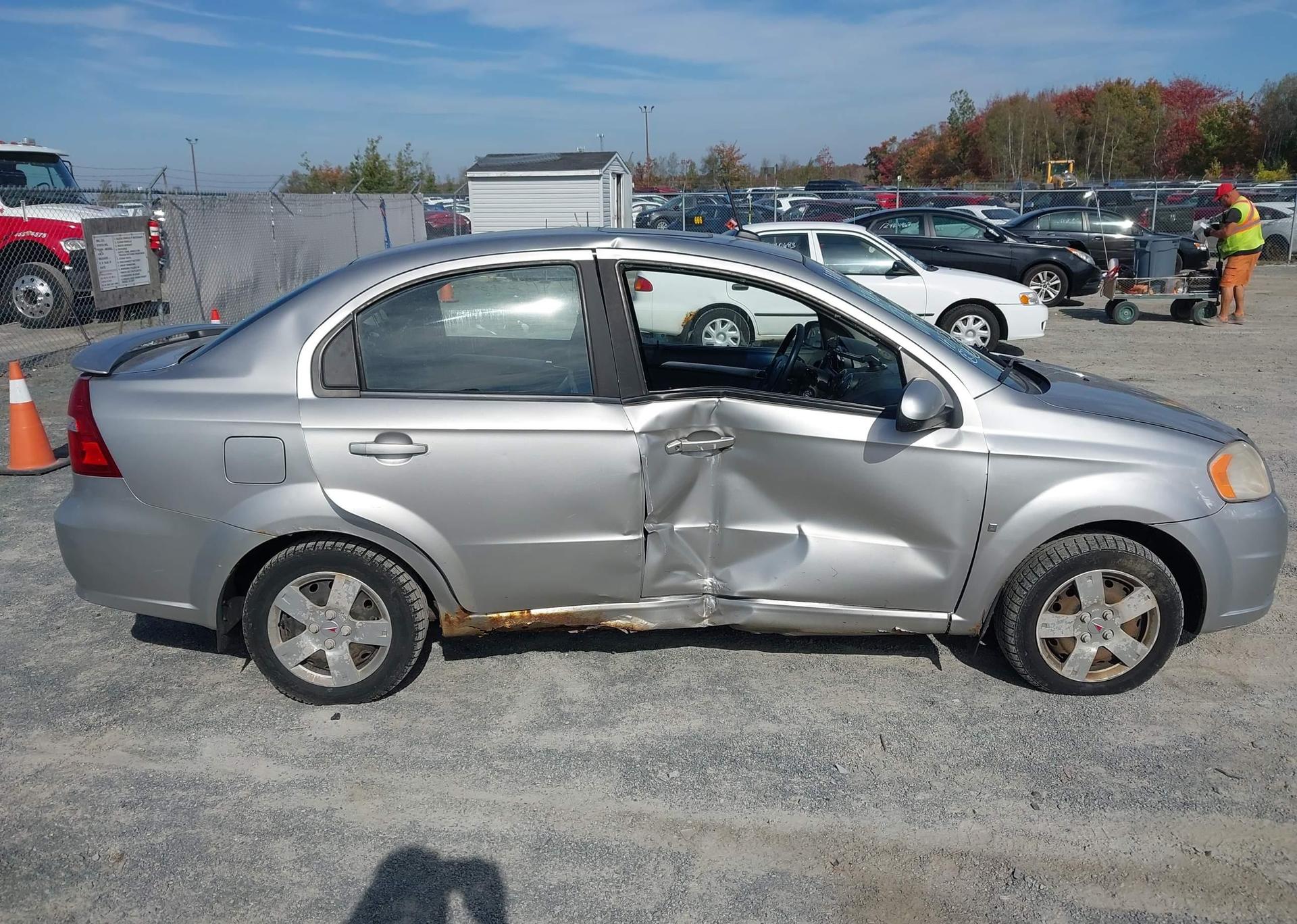 2009 PONTIAC WAVE SE