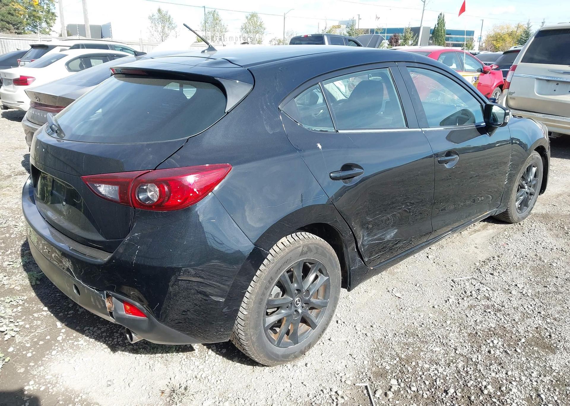 2015 MAZDA MAZDA3 GS