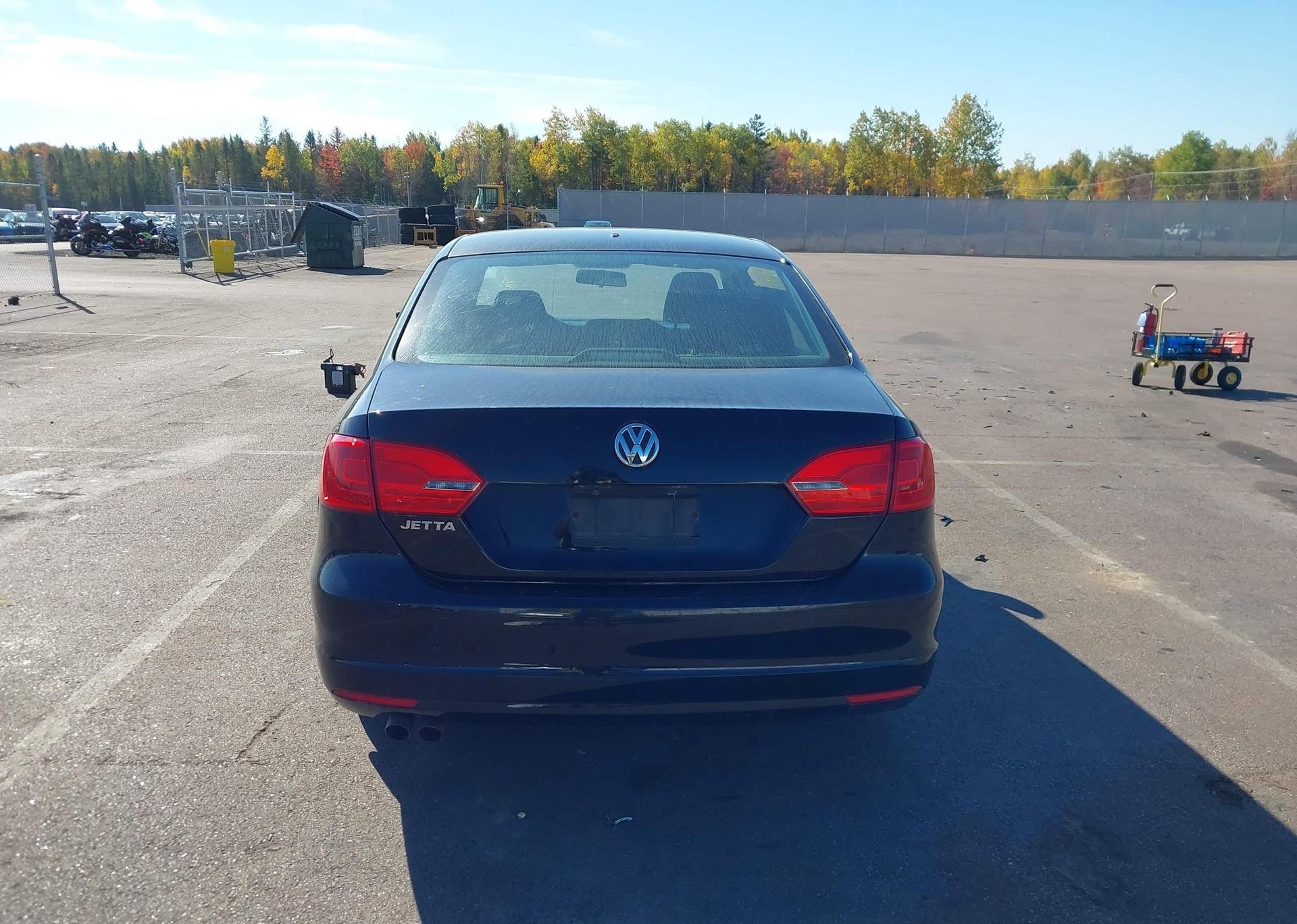 2013 VOLKSWAGEN JETTA S