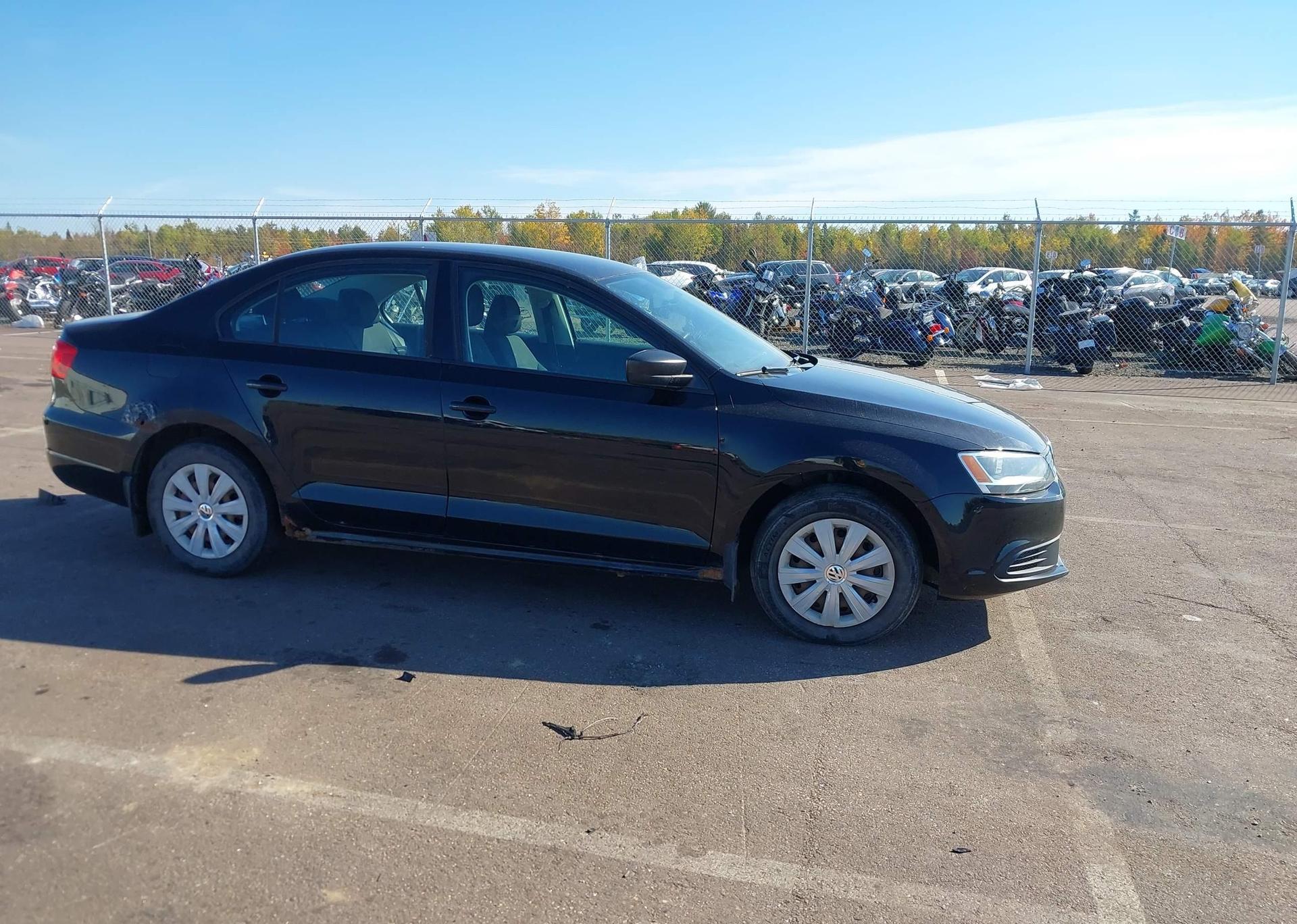 2013 VOLKSWAGEN JETTA S