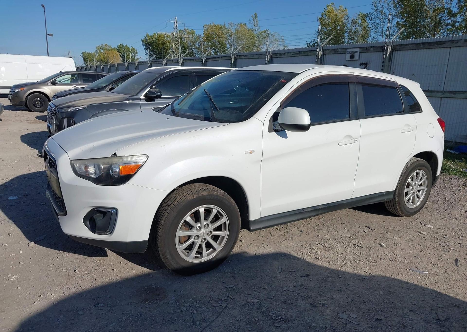 2013 MITSUBISHI RVR SE