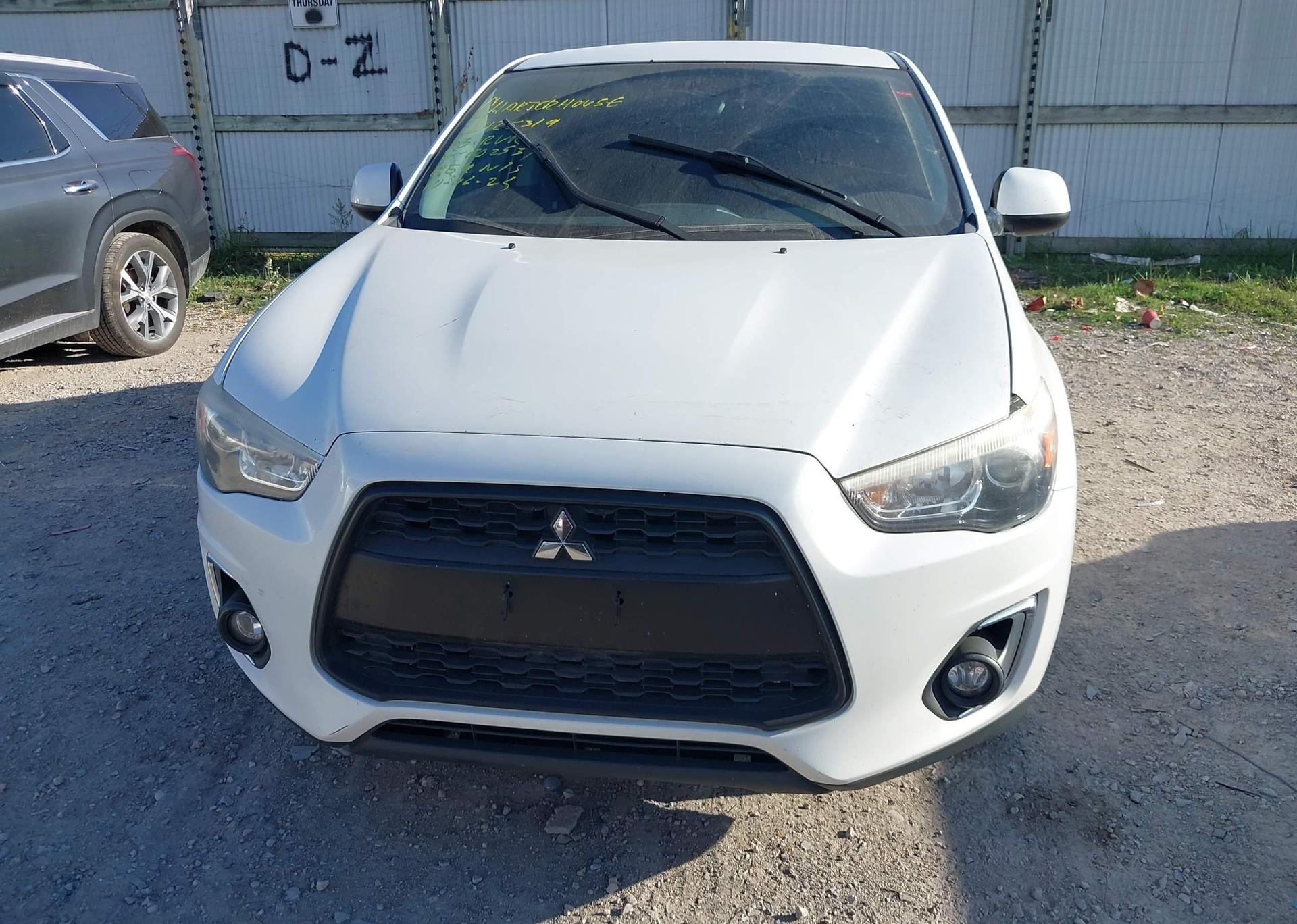 2013 MITSUBISHI RVR SE