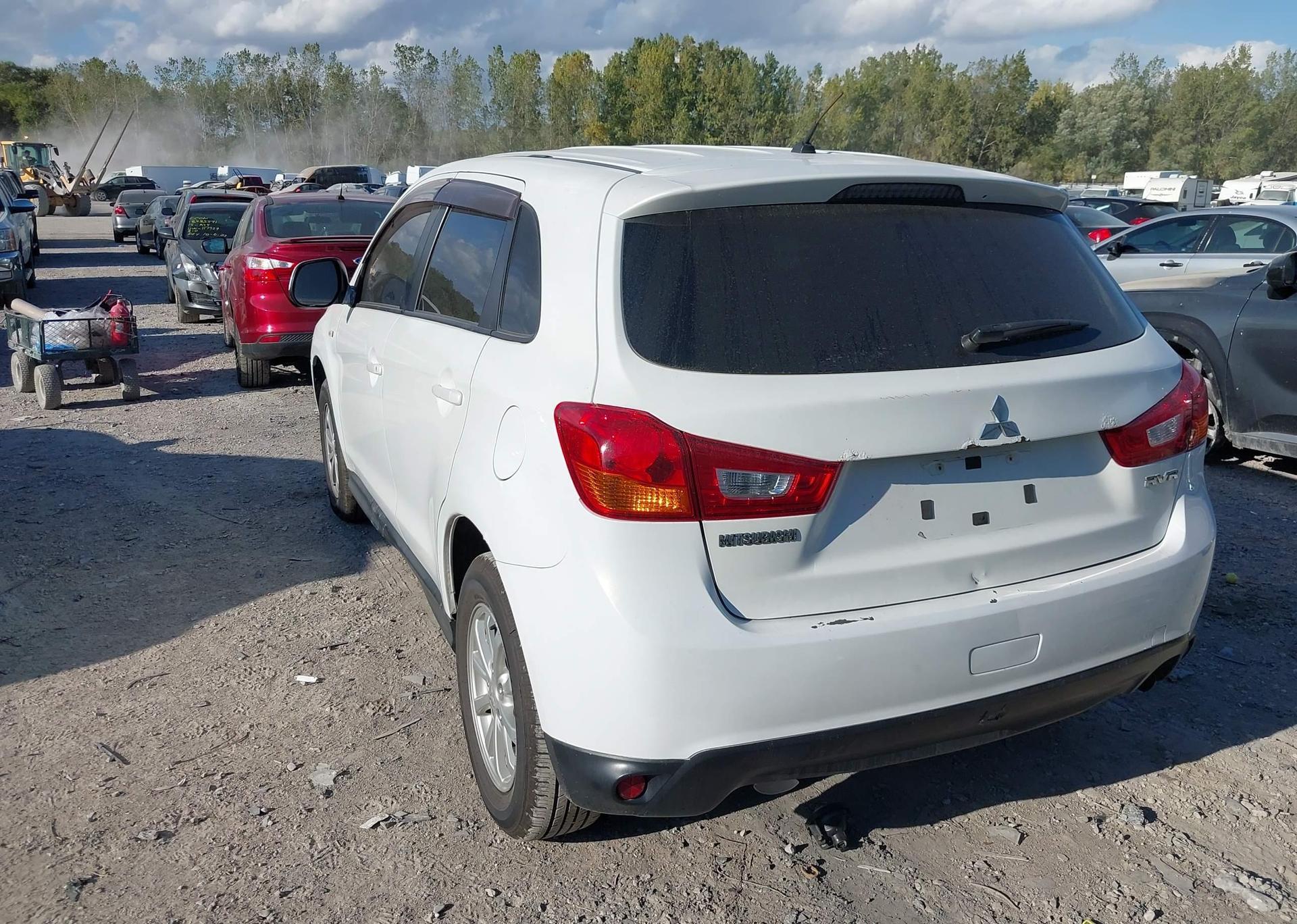 2013 MITSUBISHI RVR SE
