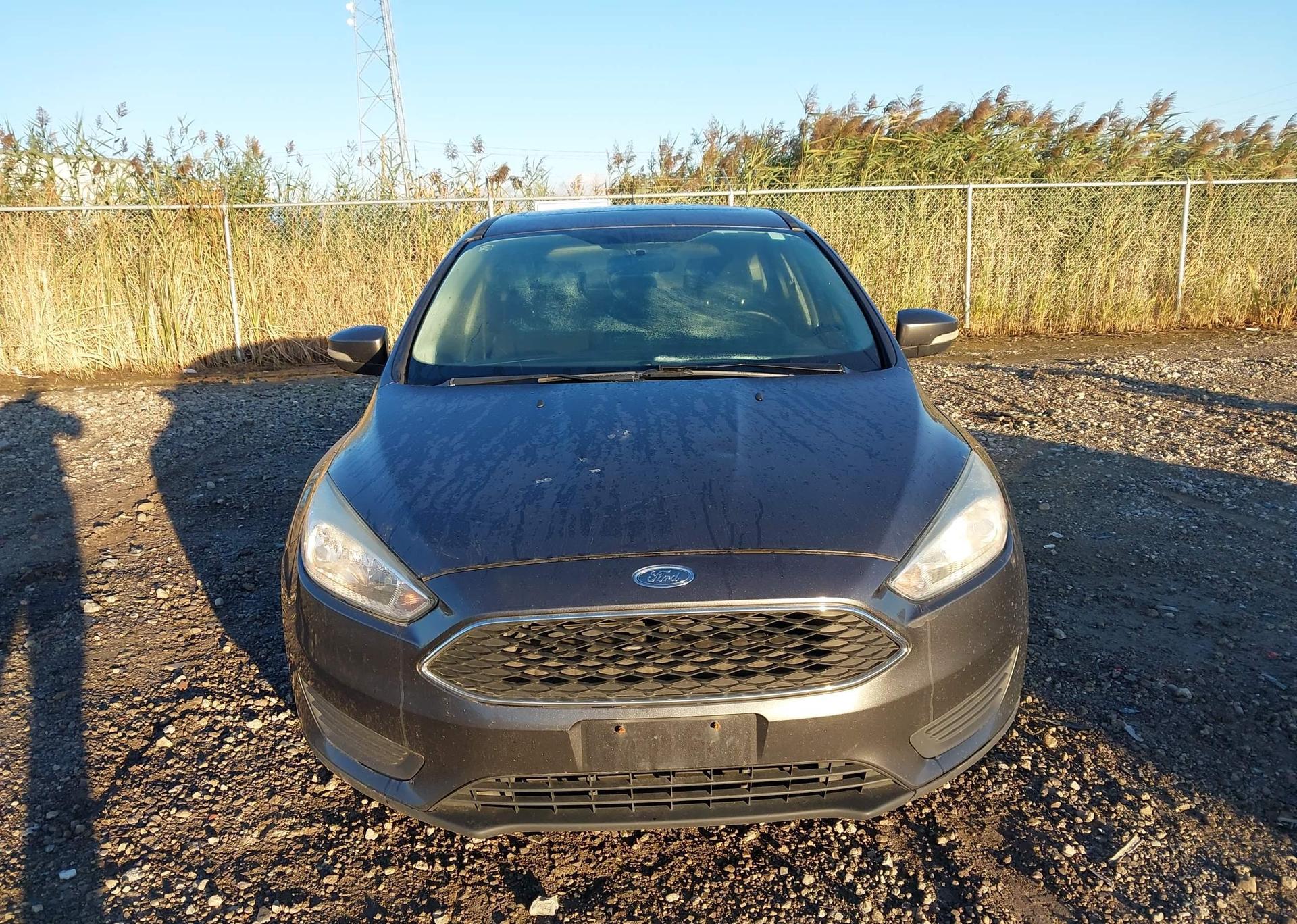 2015 FORD FOCUS SE