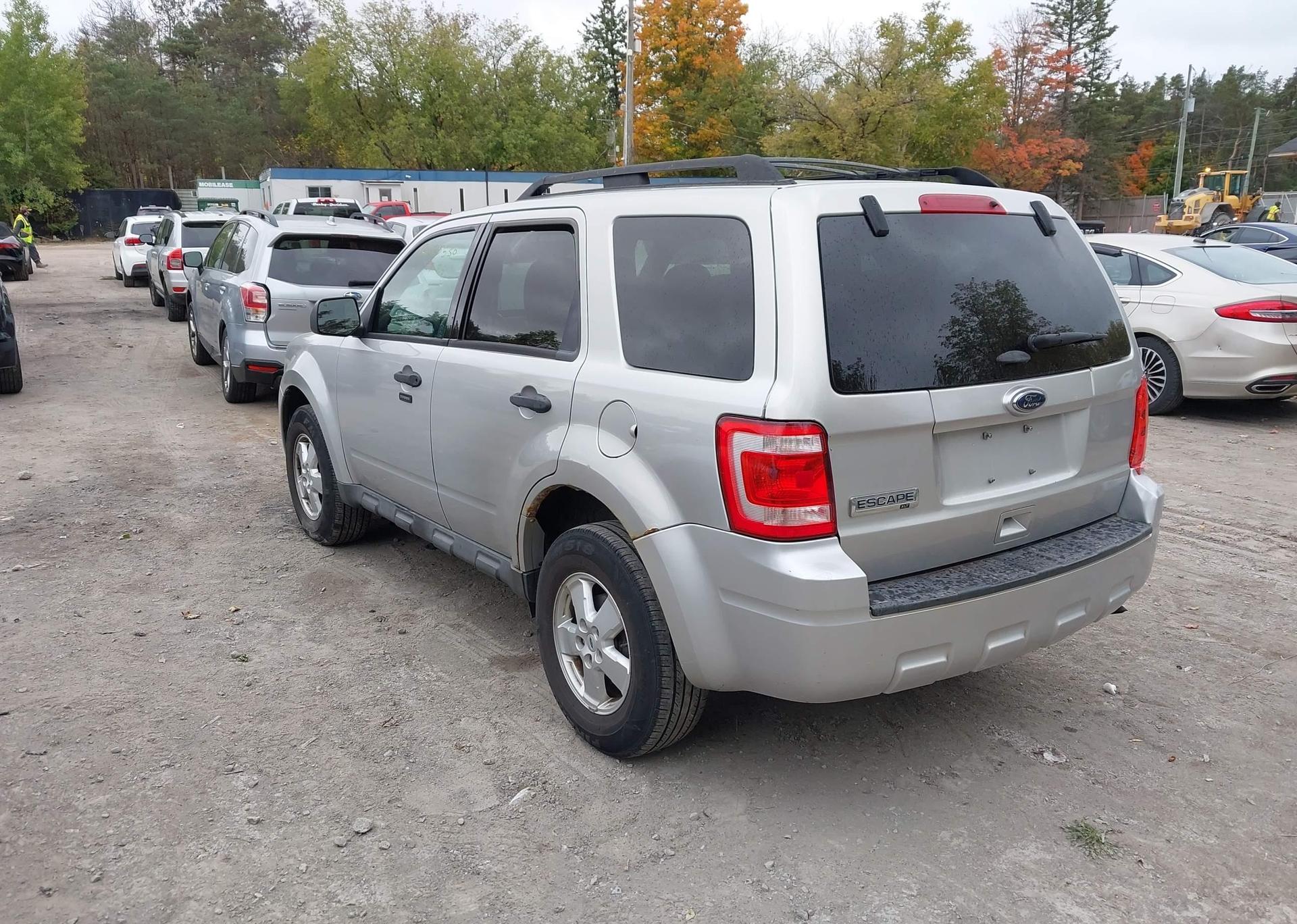 2009 FORD ESCAPE