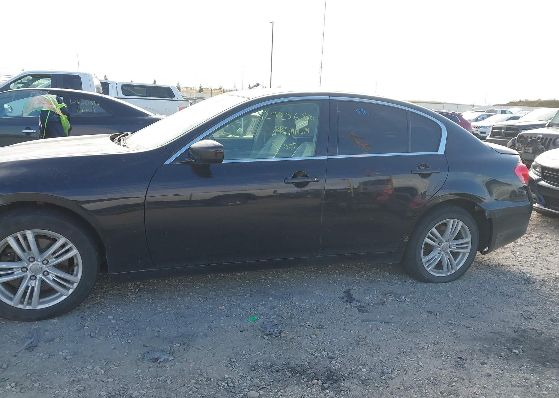 2011 INFINITI G25X