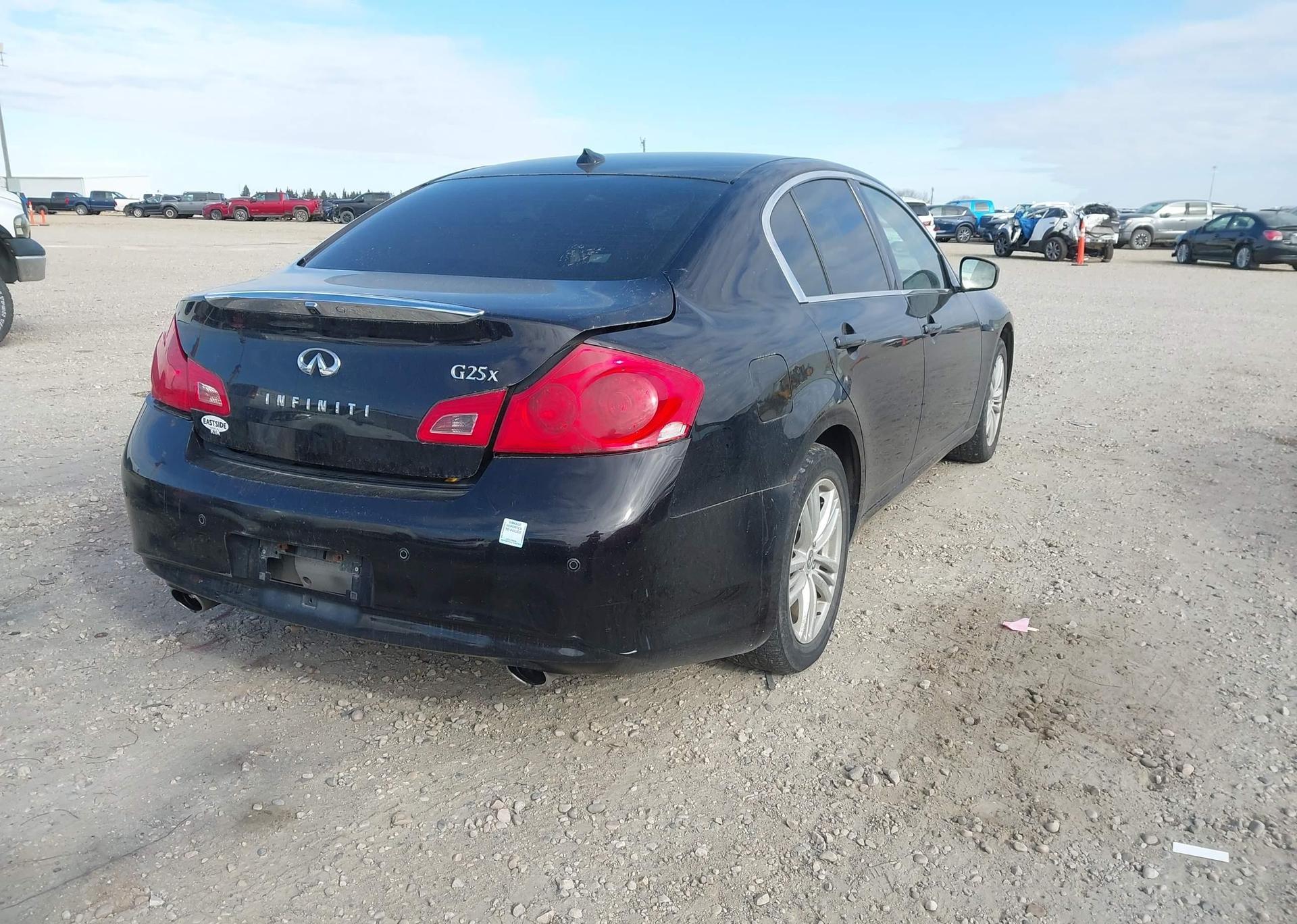 2011 INFINITI G25X