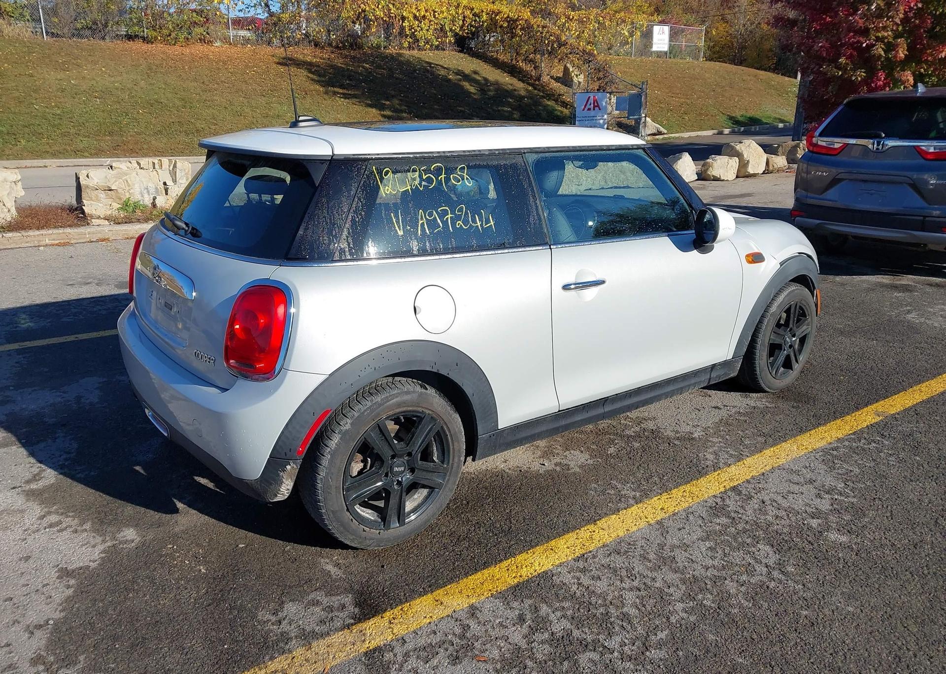 2015 MINI 3 DOOR COOPER