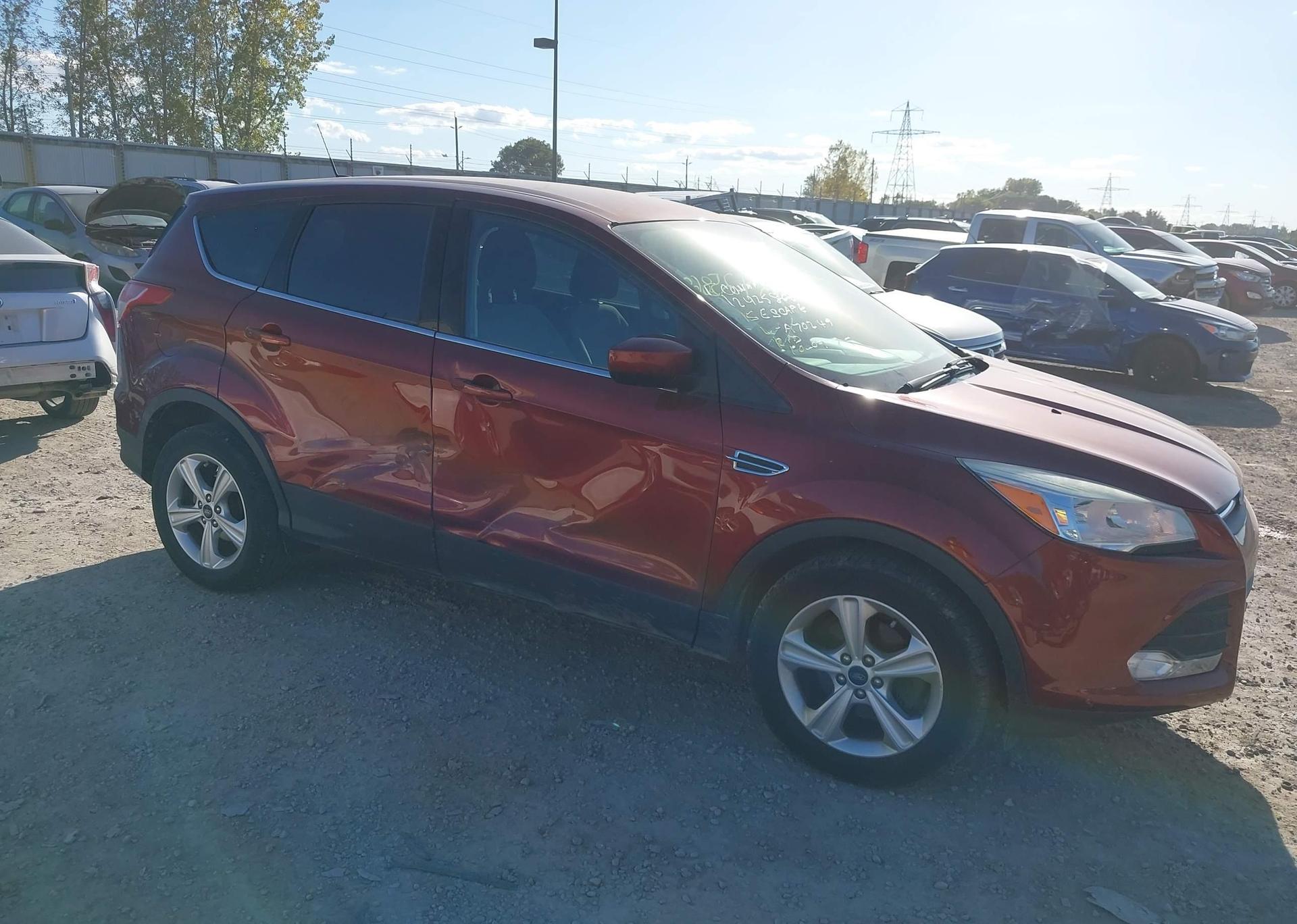2015 FORD ESCAPE SE