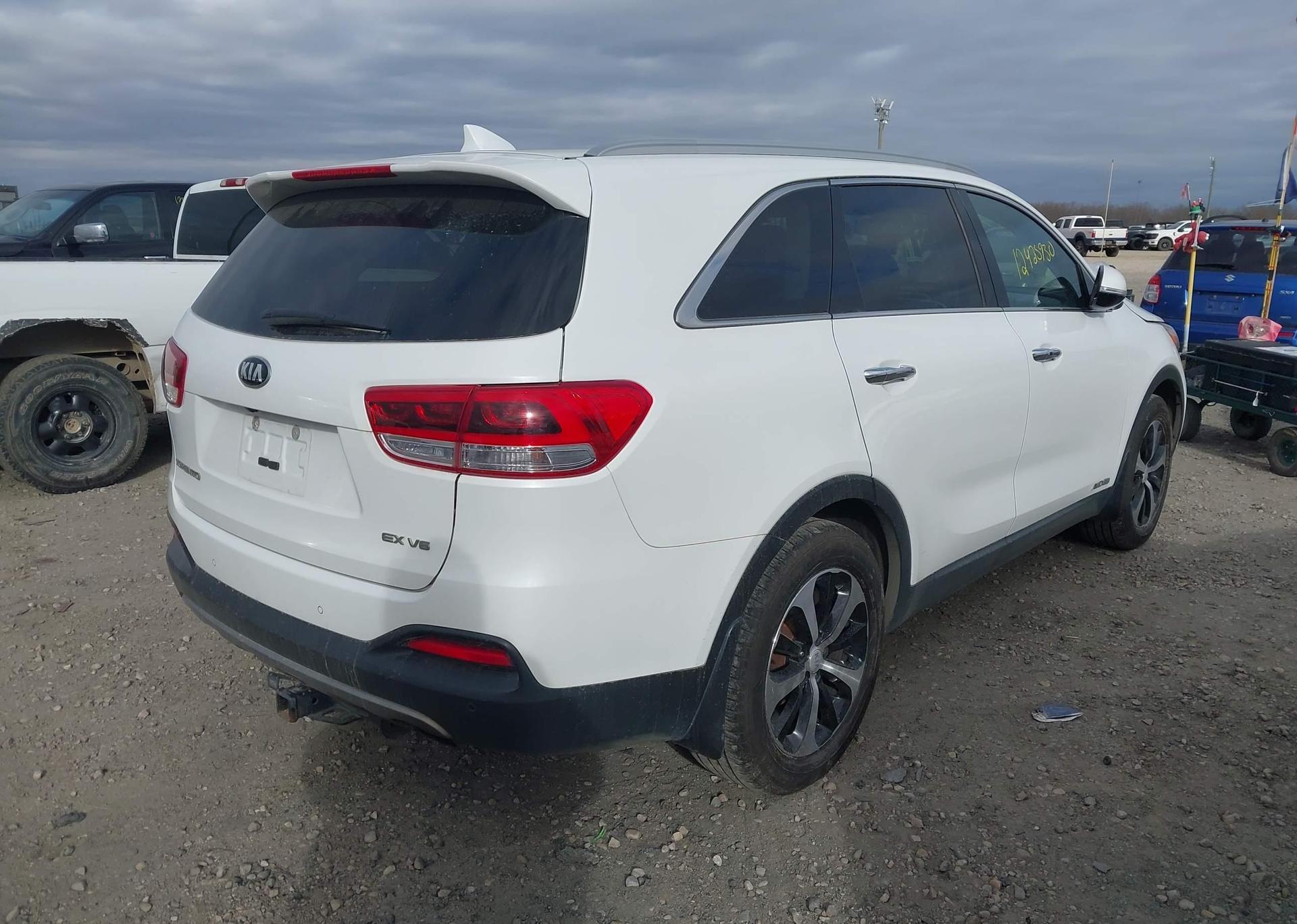 2018 KIA SORENTO EX