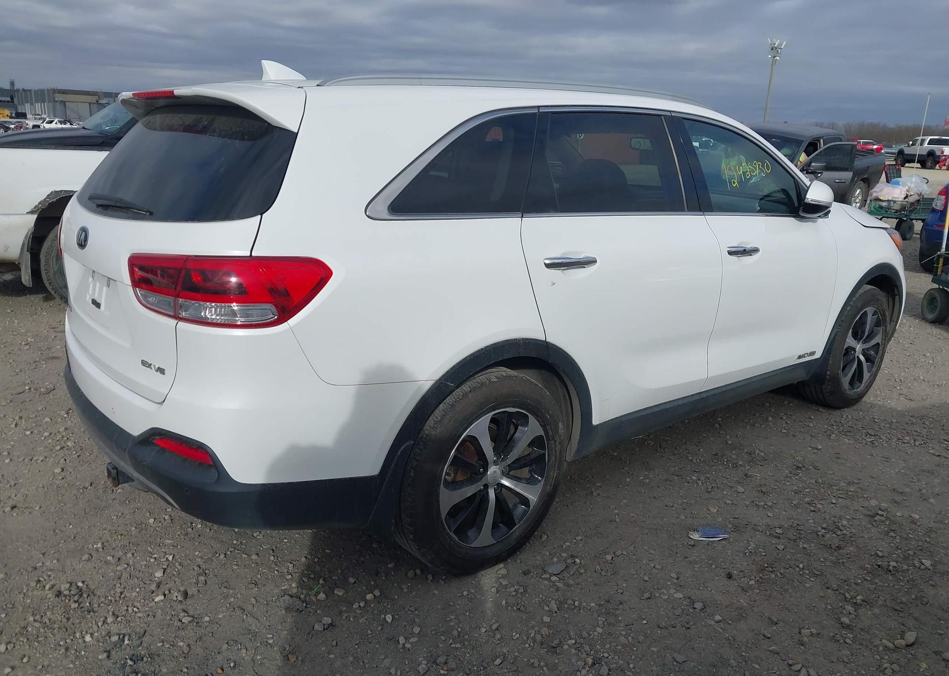 2018 KIA SORENTO EX