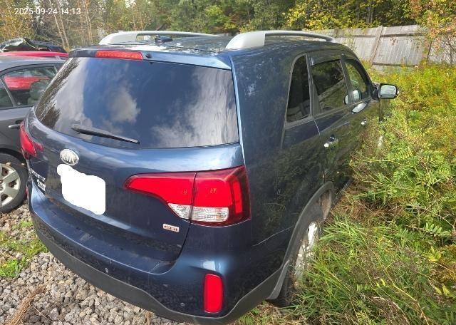 2014 KIA SORENTO LX