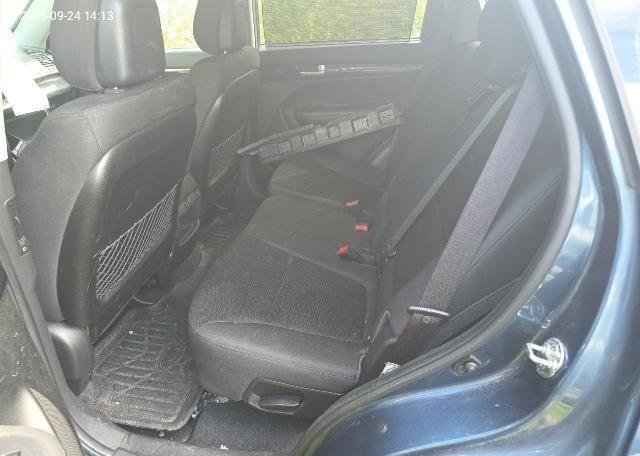 2014 KIA SORENTO LX