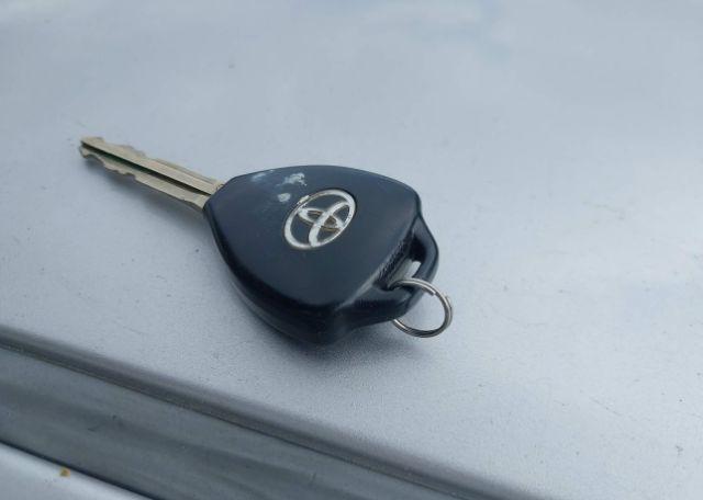 2011 TOYOTA COROLLA CE