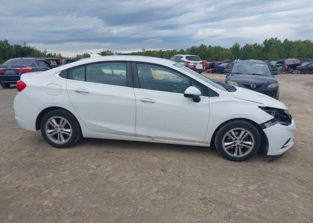 2017 CHEVROLET CRUZE LT AUTO