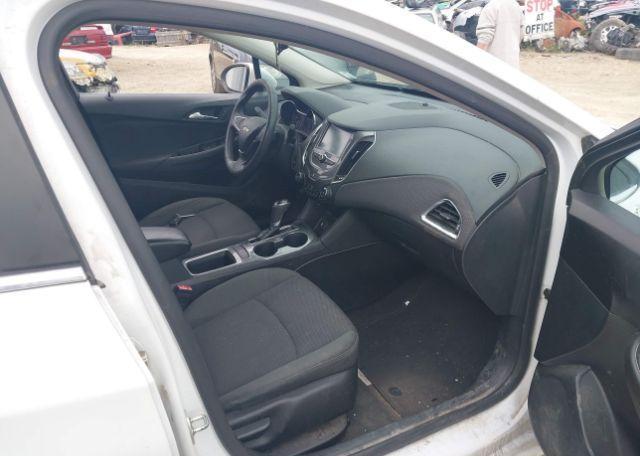 2017 CHEVROLET CRUZE LT AUTO