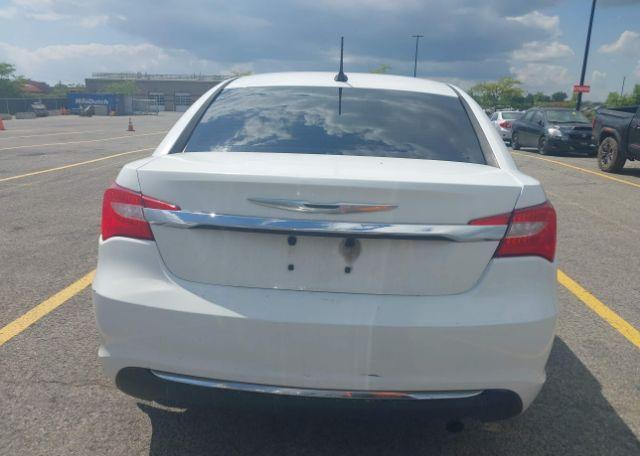 2011 CHRYSLER 200 TOURING