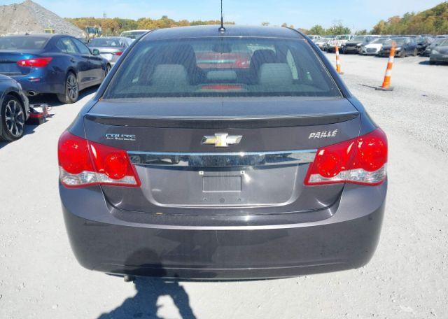 2011 CHEVROLET CRUZE LS