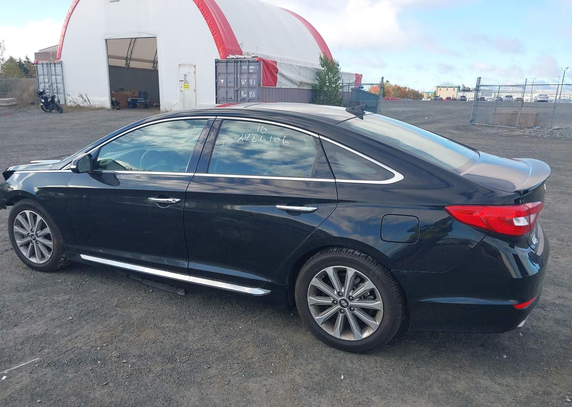 2016 HYUNDAI SONATA LIMITED