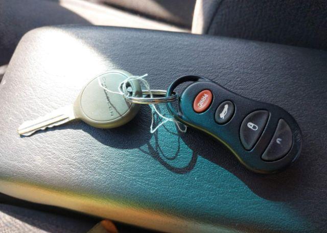 2003 CHRYSLER SEBRING LX