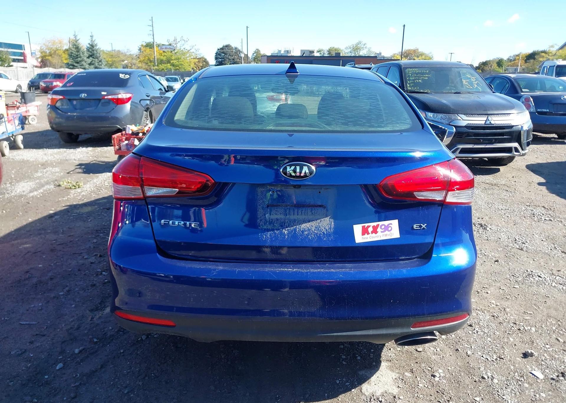 2017 KIA FORTE EX