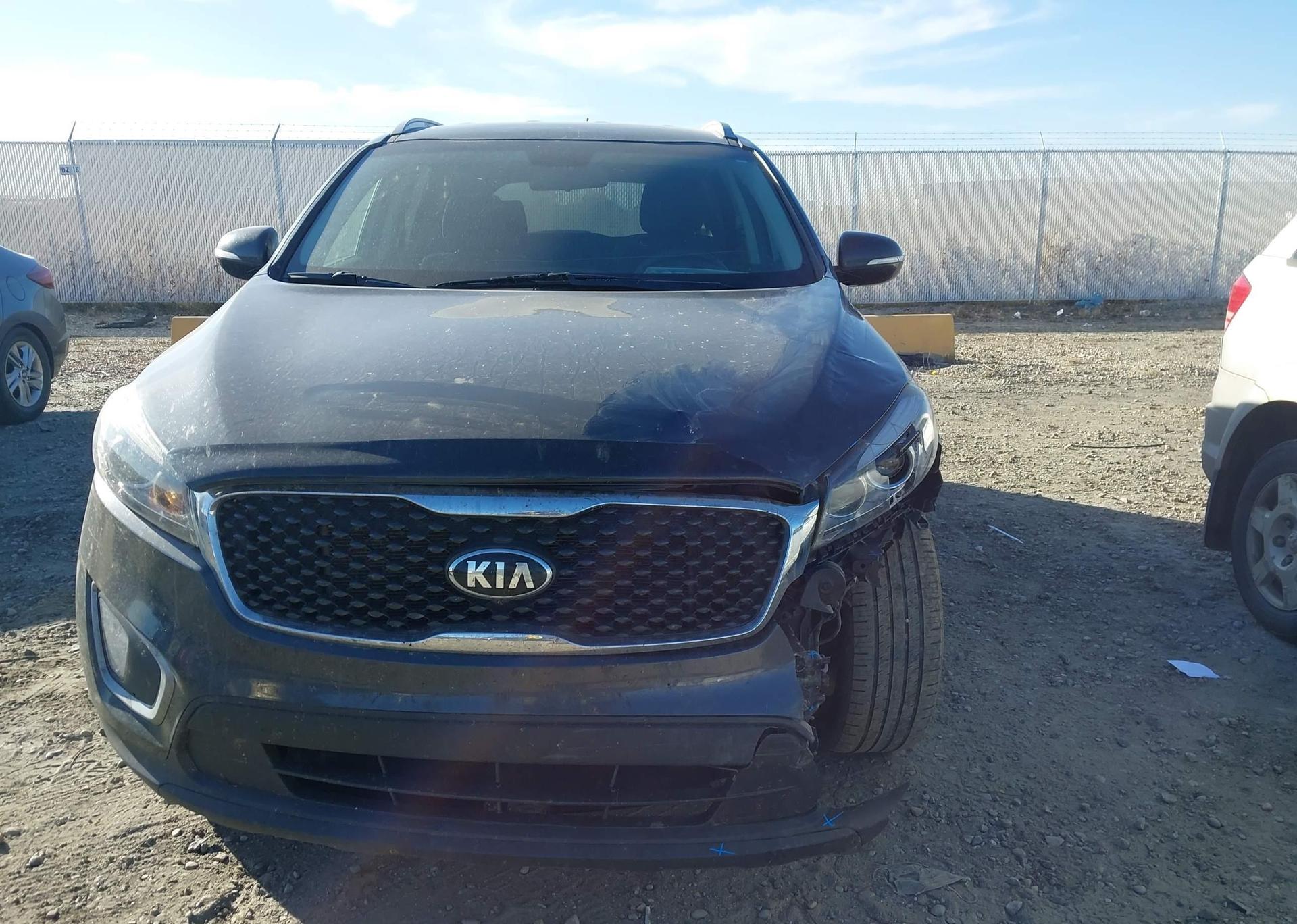 2016 KIA SORENTO 2.4L LX