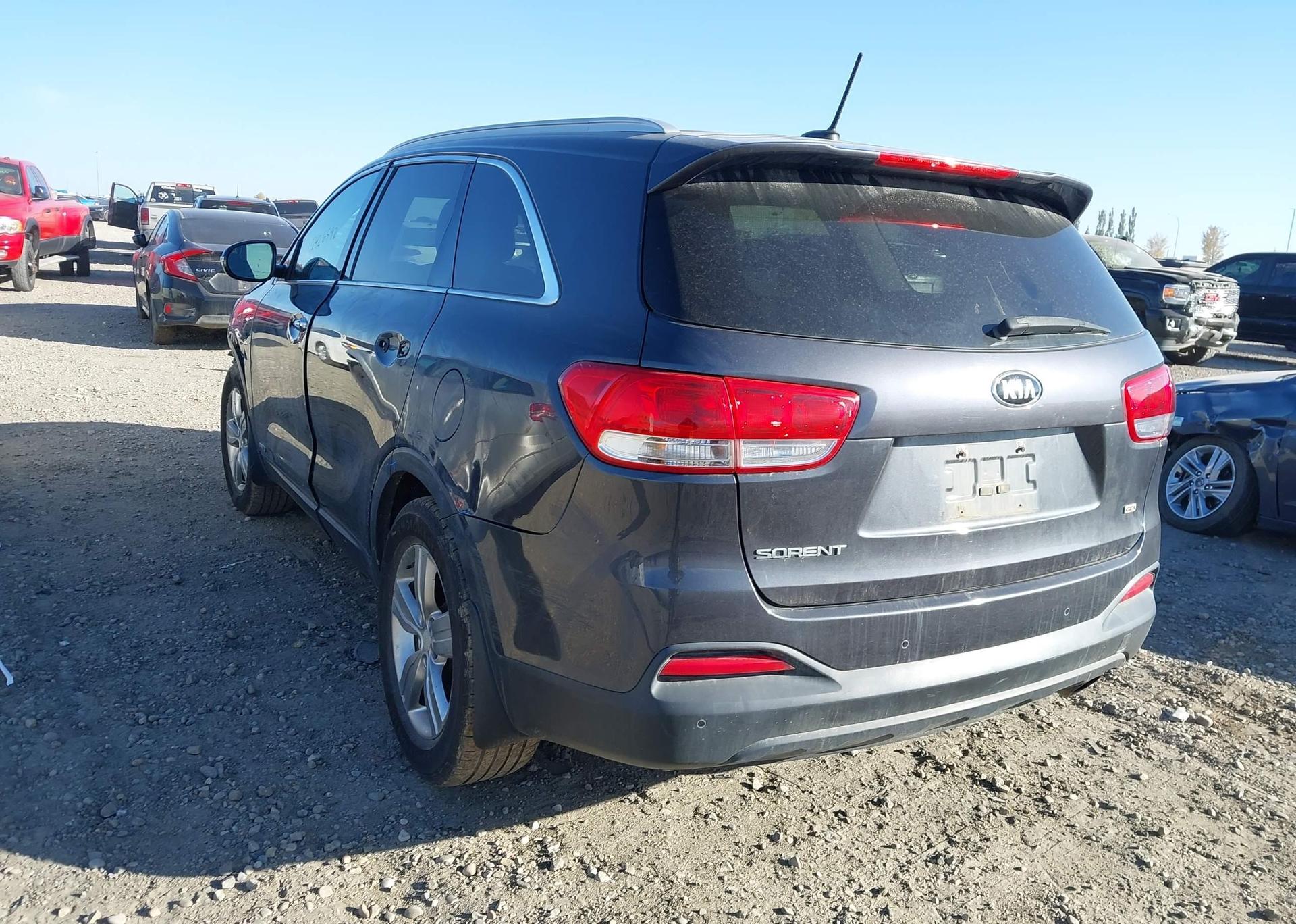 2016 KIA SORENTO 2.4L LX