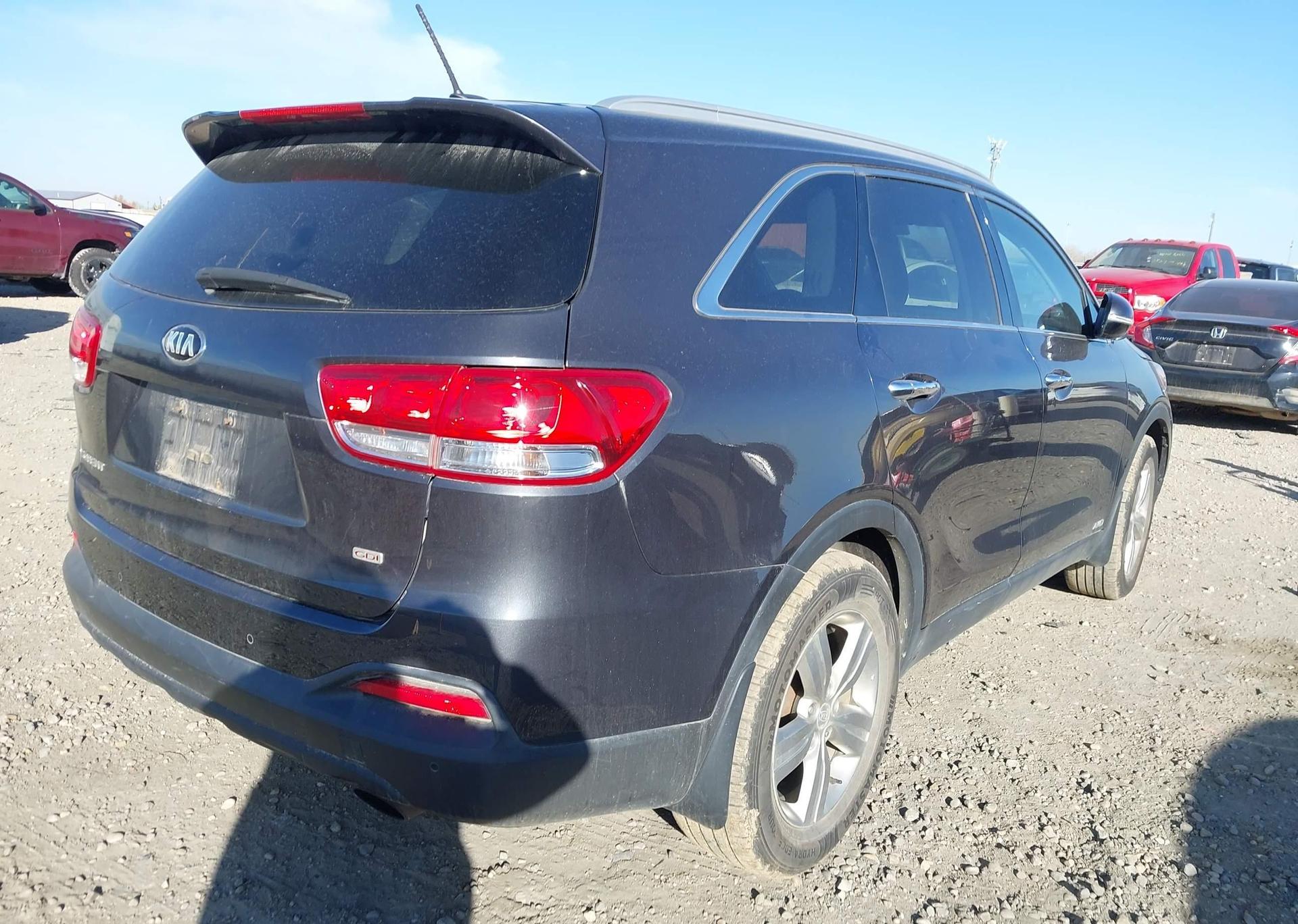 2016 KIA SORENTO 2.4L LX
