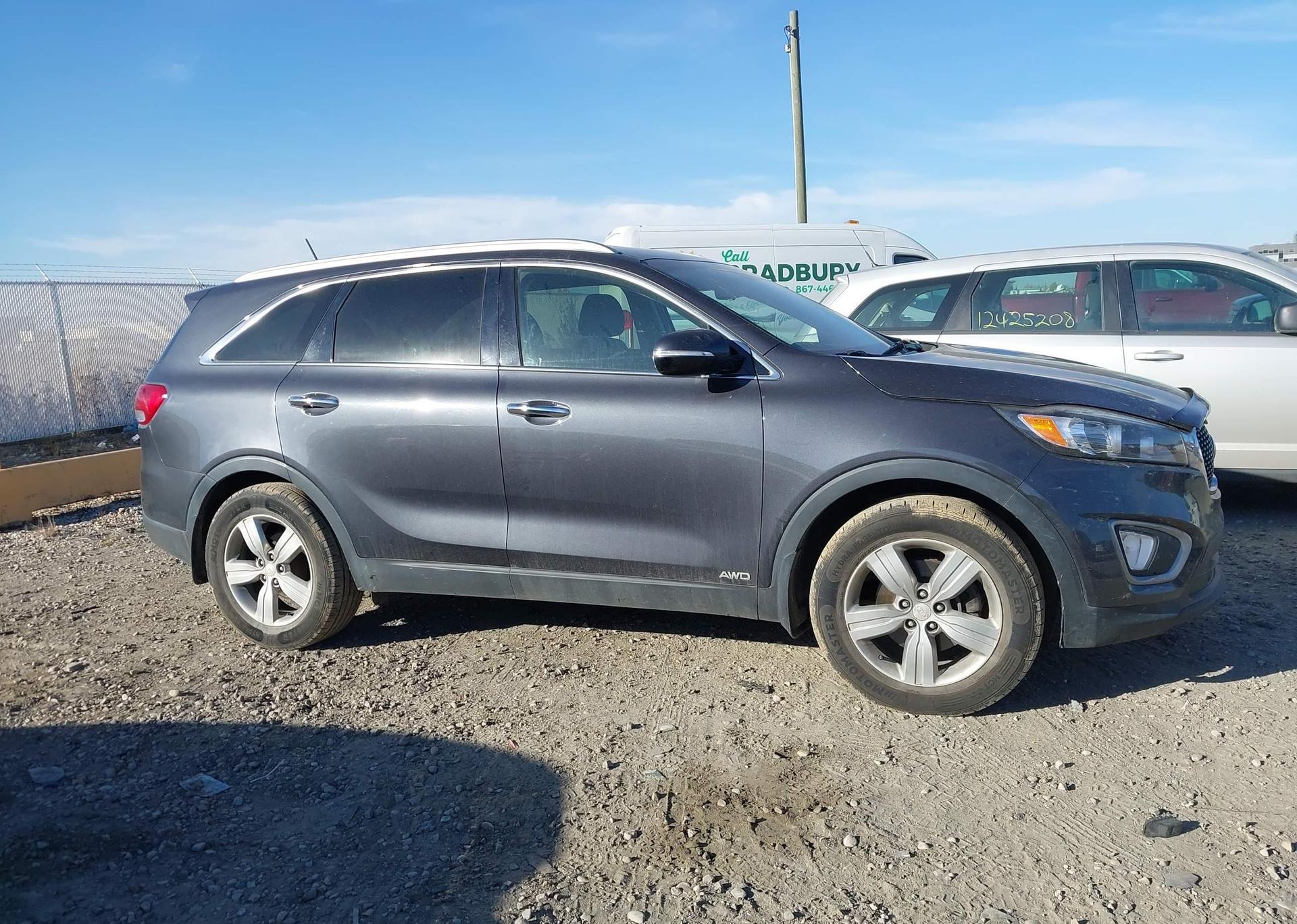 2016 KIA SORENTO 2.4L LX