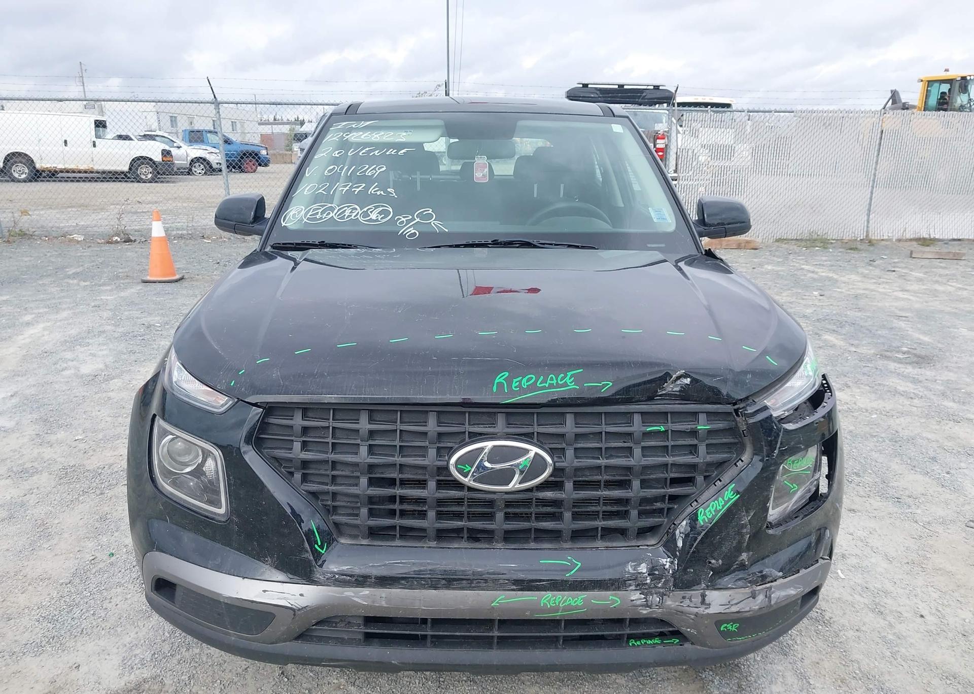 2020 HYUNDAI VENUE ESSENTIAL AUTO IVT