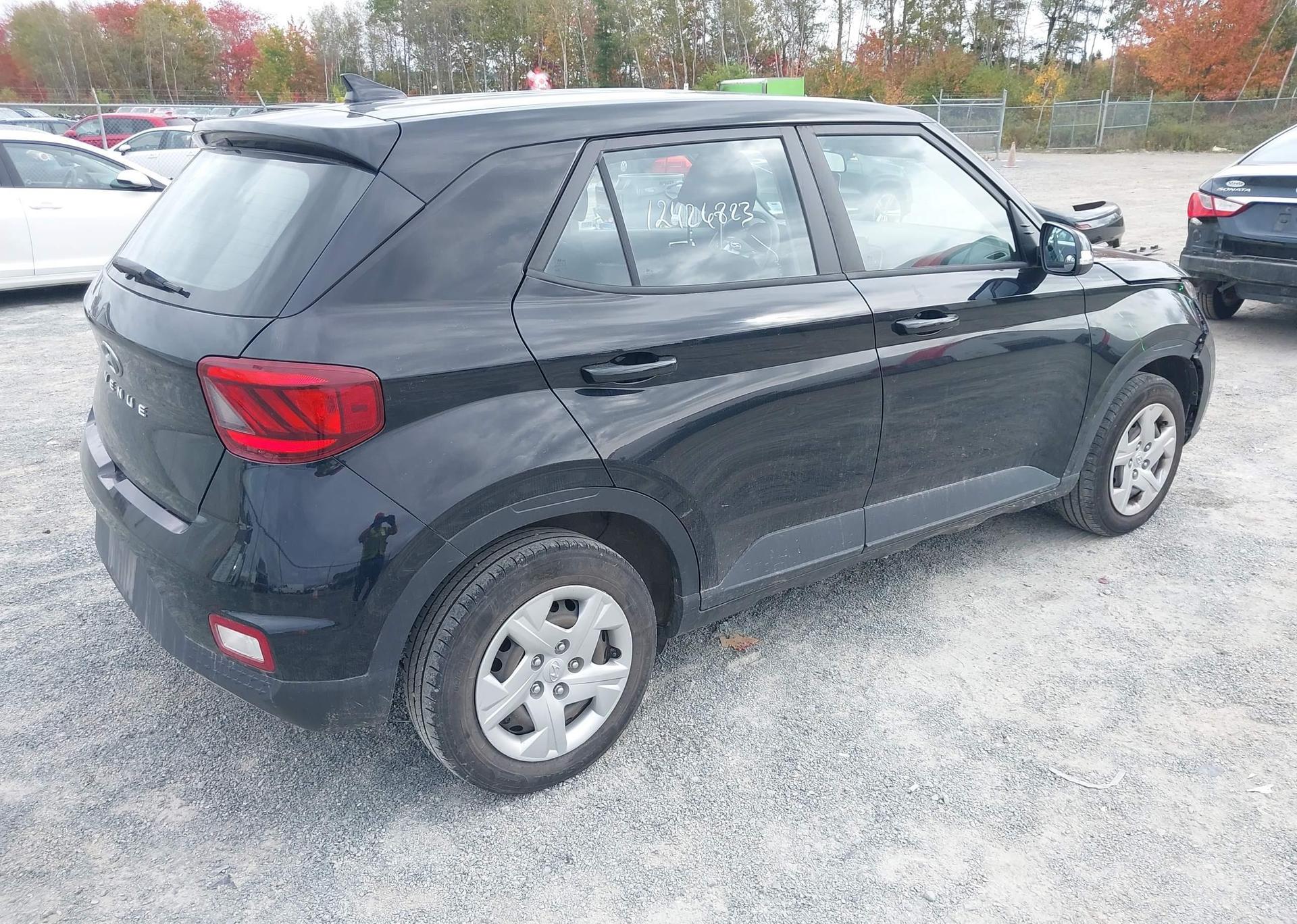 2020 HYUNDAI VENUE ESSENTIAL AUTO IVT