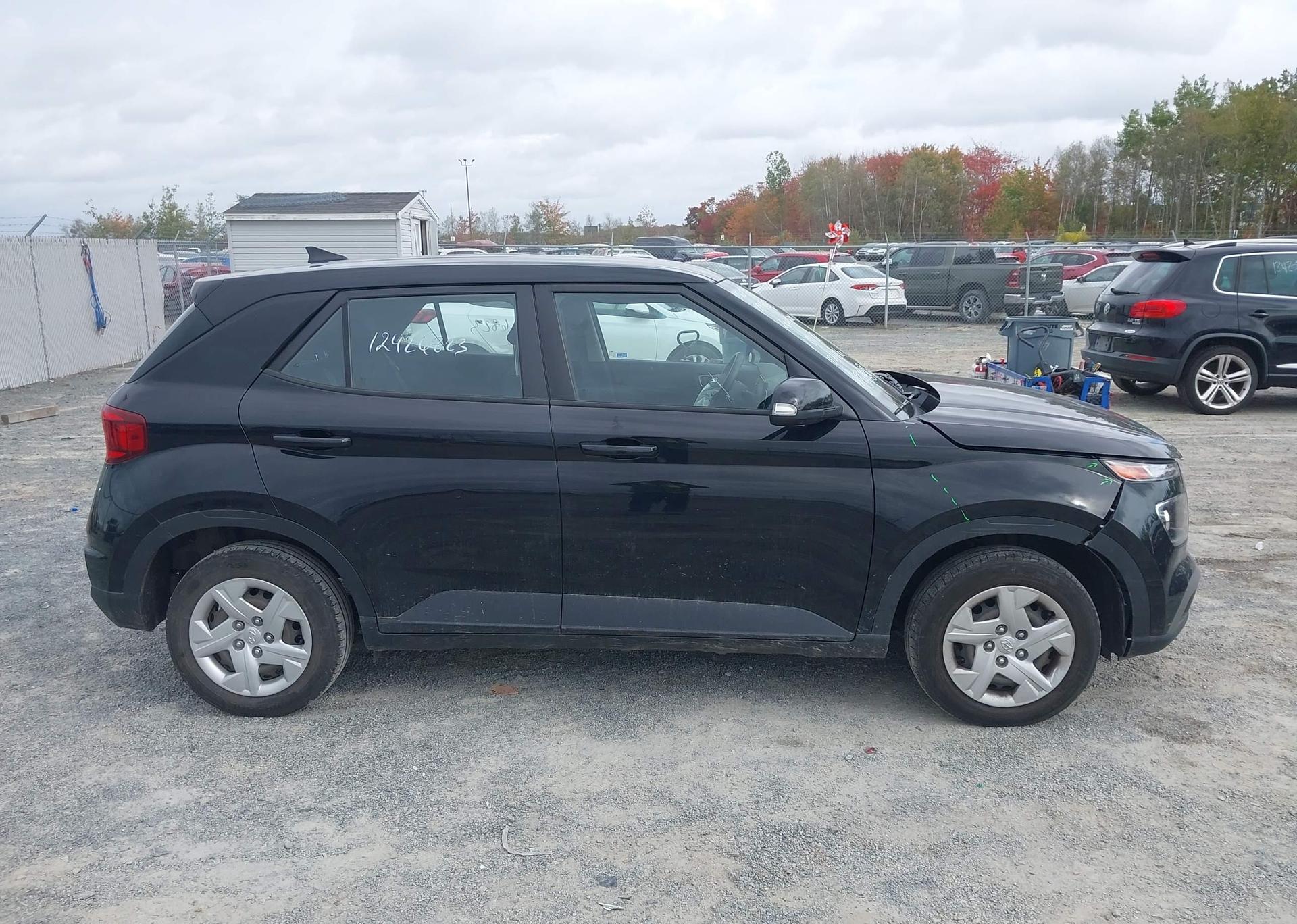 2020 HYUNDAI VENUE ESSENTIAL AUTO IVT